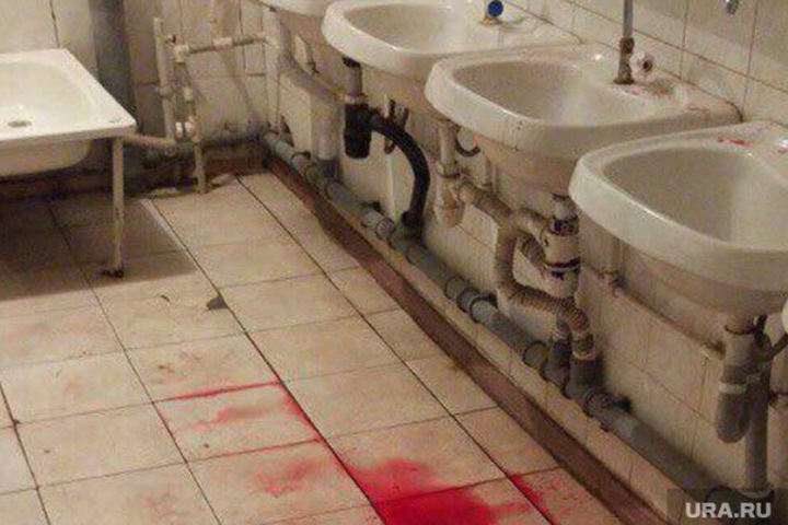 Полсотни солдат из Тувы побили военнослужащих уральского гарнизона Полсотни солдат из Тувы побили военнослужащих уральского гарнизона