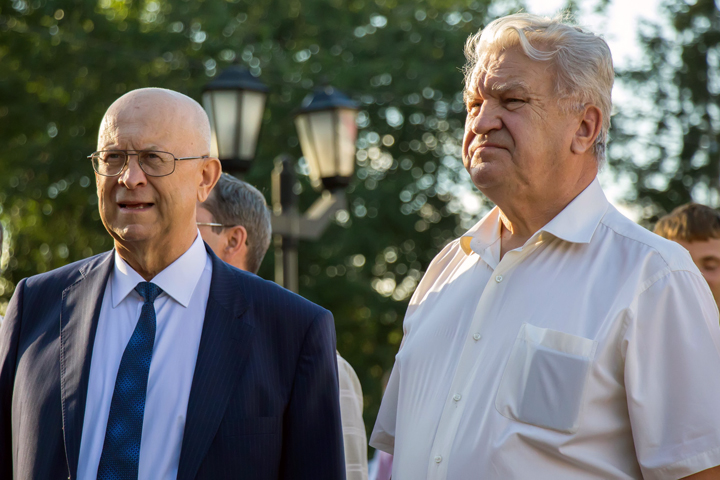 КПРФ провела 11 человек по спискам в новосибирское заксобрание