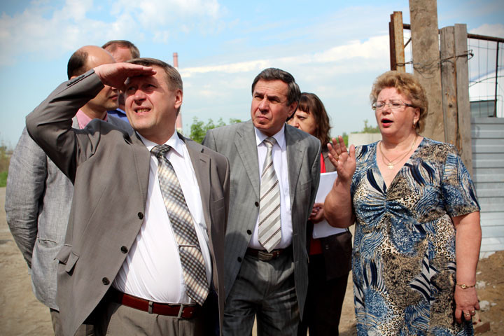 Губернатор поручил мэрии Новосибирска срочно заняться капитальным ремонтом