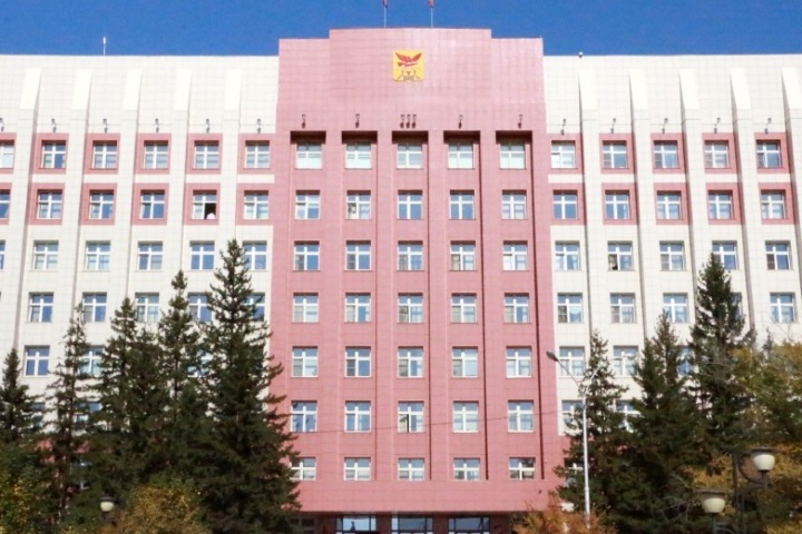 Коронавирус подтвердили в правительстве Забайкалья