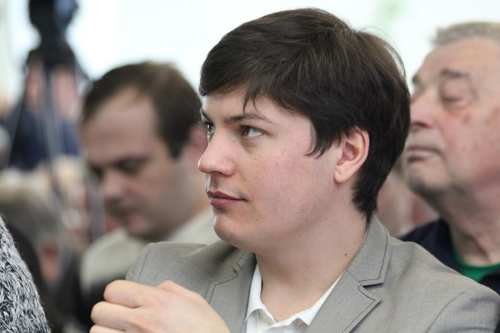 Обыски прошли у вице-мэра Новосибирска по заявлению единоросса из Госдумы