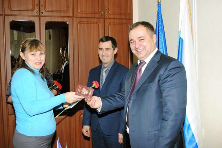 Новосибирский суд арестовал депутата алтайского парламента