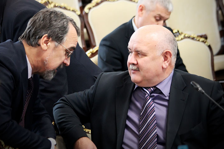 Новосибирское правительство не заметило резкого повышения цен на социальные товары Новосибирское правительство не заметило резкого повышения цен на социальные товары