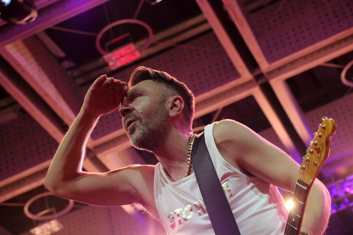 Сергей Шнуров: «Мат не бывает неуместным» Сергей Шнуров: «Мат не бывает неуместным»