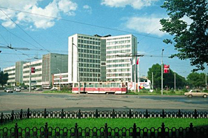 О больших людях маленького района