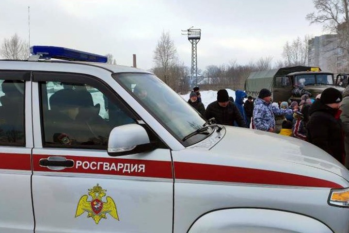 Алтайский майор Росгвардии забирал выплаты подчиненных, организовал хищения на госконтрактах и служебном жилье Алтайский майор Росгвардии забирал выплаты подчиненных, организовал хищения на госконтрактах и служебном жилье