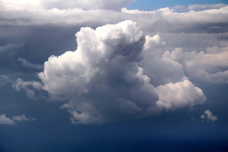 Штормовое предупреждение объявлено в Новосибирской области 