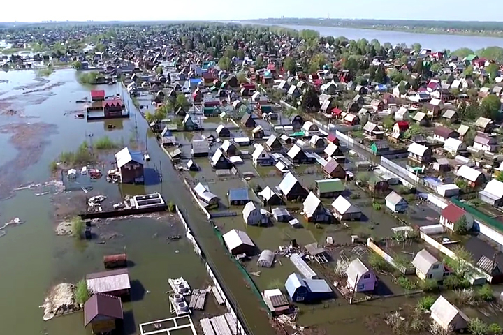 «С предупреждением к нам никто не приехал»: как в Новосибирске переживают потоп