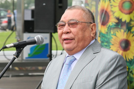 Члены правительства Республики Алтай исключены из «ЕР» за агитацию против «партии воров и жуликов»