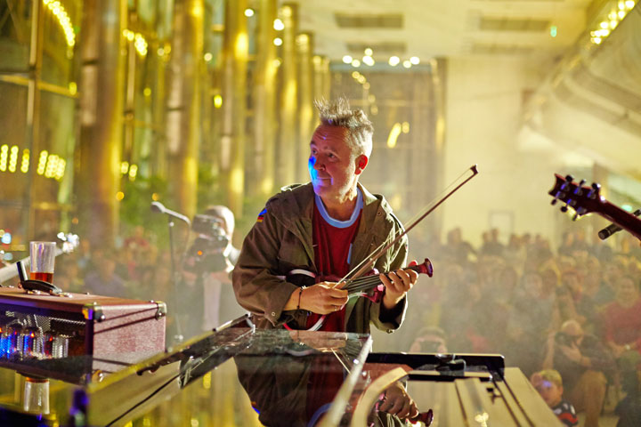 Джем-сейшен с участием Найджела Кеннеди и The French All Stars завершил Sib Jazz Fest 2014 (фото) Джем-сейшен с участием Найджела Кеннеди и The French All Stars завершил Sib Jazz Fest 2014 (фото)