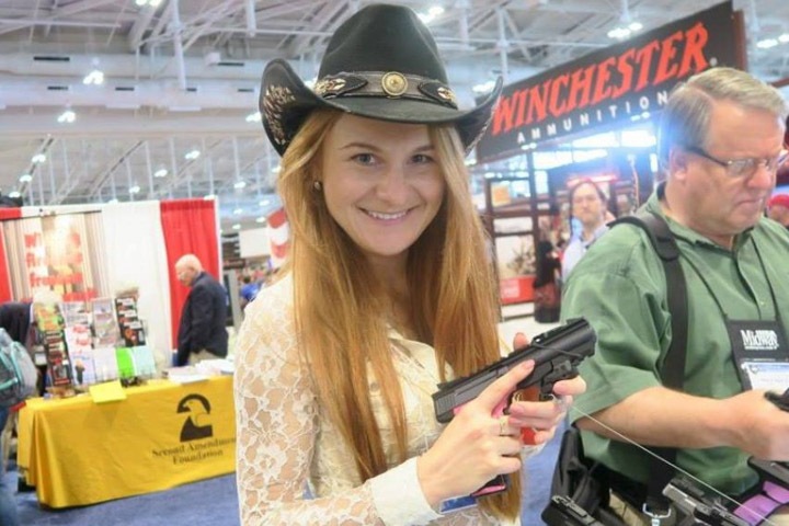 Барнаульскую активистку задержали в США по подозрению в шпионаже Барнаульскую активистку задержали в США по подозрению в шпионаже