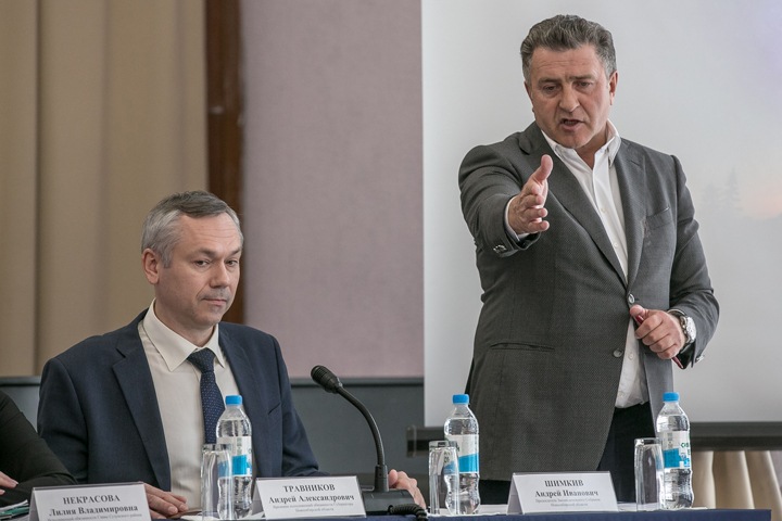 Андрей Шимкив: «Участие Травникова в праймериз логично» Андрей Шимкив: «Участие Травникова в праймериз логично»