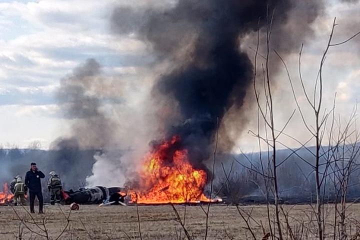 Уголовное дело возбудили после крушения Ми-8 в Забайкалье Уголовное дело возбудили после крушения Ми-8 в Забайкалье