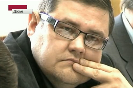 Красноярскому депутату от КПРФ предъявлено обвинение в избиении подростка-инвалида Красноярскому депутату от КПРФ предъявлено обвинение в избиении подростка-инвалида