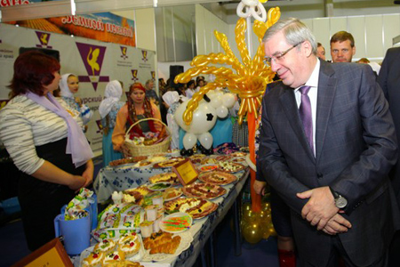 Толоконский увеличивает количество рынков и ярмарок в Красноярском крае 