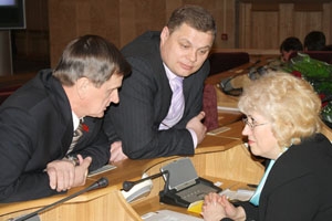 КПРФ лишилась двух депутатов в новосибирском заксобрании накануне выборов в Госдуму