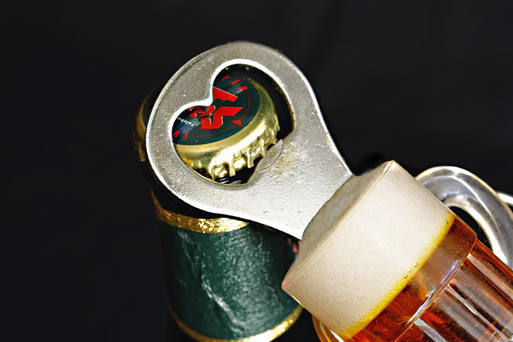 Красноярский подросток напал на инвалида ради бутылки пива Красноярский подросток напал на инвалида ради бутылки пива