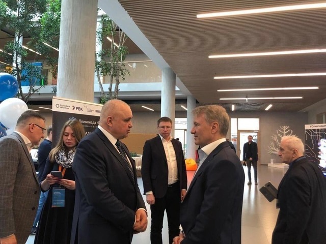 Цивилёв показал Грефу новые технологии Цивилёв показал Грефу новые технологии