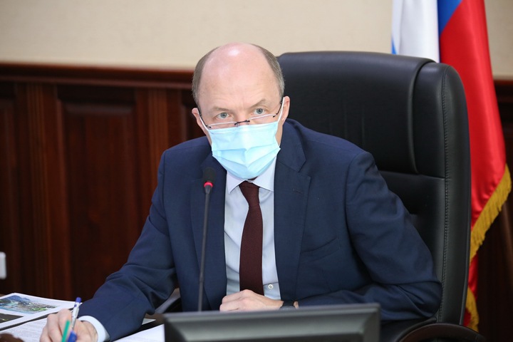Глава Алтая не уйдет на карантин после обнаружения COVID-19 у спикера местного парламента