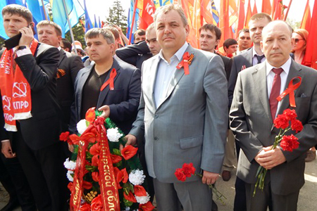 Локоть поведет КПРФ на выборы в заксобрание Локоть поведет КПРФ на выборы в заксобрание