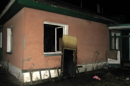 Двое детей погибли после возвращения в неблагополучную семью в Омской области Двое детей погибли после возвращения в неблагополучную семью в Омской области