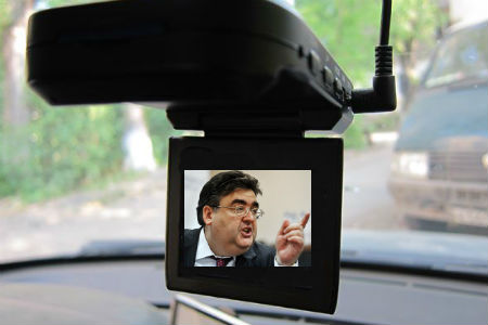 Новосибирцы о запрете видеорегистраторов: «Словами о защите частной жизни прикрывают некультурность на дорогах» Новосибирцы о запрете видеорегистраторов: «Словами о защите частной жизни прикрывают некультурность на дорогах»