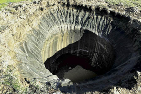 «Родины черные дыры»: ученые об огромных сибирских кратерах «Родины черные дыры»: ученые об огромных сибирских кратерах