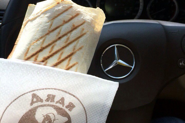 Новосибирский «Дядя Дёнер» решил зайти в Москву с шаурмой