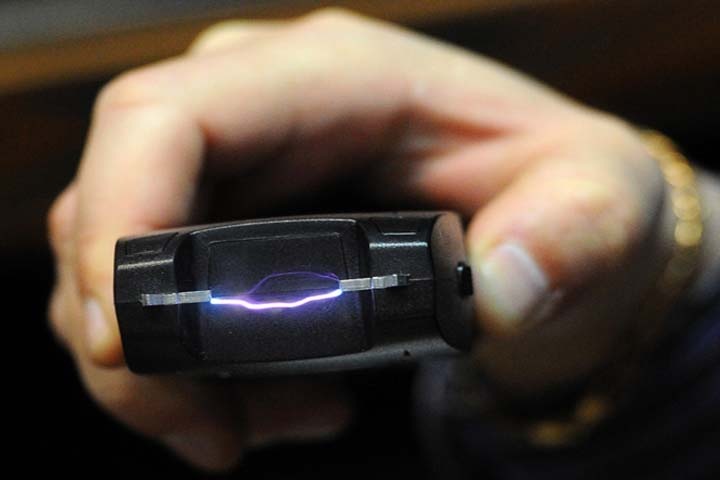 Прокурор попросил четыре года для иркутского экс-следователя, сфальсифицировавшего доказательства в деле о пытках Прокурор попросил четыре года для иркутского экс-следователя, сфальсифицировавшего доказательства в деле о пытках