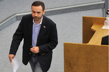 «СР» рекомендовала Илье Пономарёву уйти из Госдумы