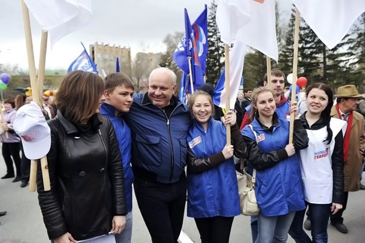Хакасские единороссы обвинили КПРФ в попытке устроить Майдан Хакасские единороссы обвинили КПРФ в попытке устроить Майдан