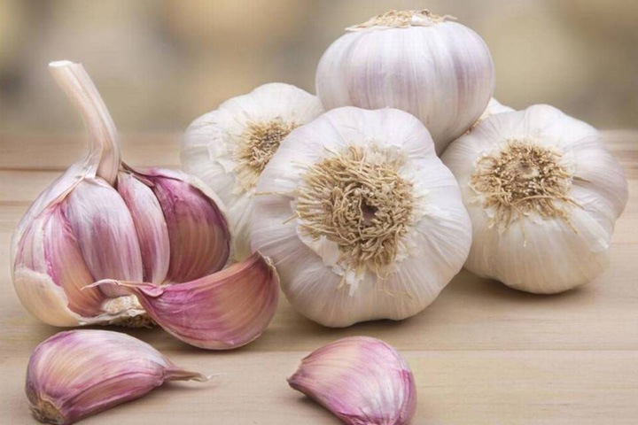 Омичам предложили купить обереги и «заговоренный чеснок» от коронавируса Омичам предложили купить обереги и «заговоренный чеснок» от коронавируса