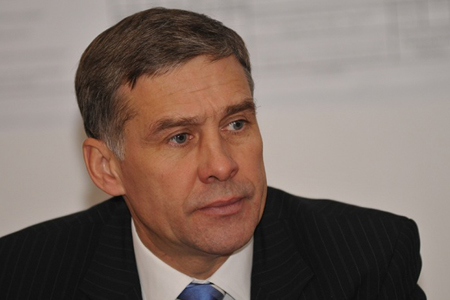 Бывший вице-губернатор Хакасии пойдет под суд за мошенничество на 100 млн 