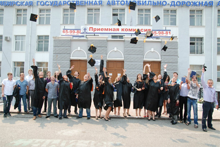 Омский профессор заплатит штраф, который в 20 раз меньше полученных им от студентов взяток Омский профессор заплатит штраф, который в 20 раз меньше полученных им от студентов взяток