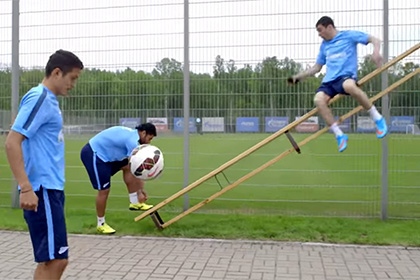 Видеоролики с участием Халка стали хитом рунета