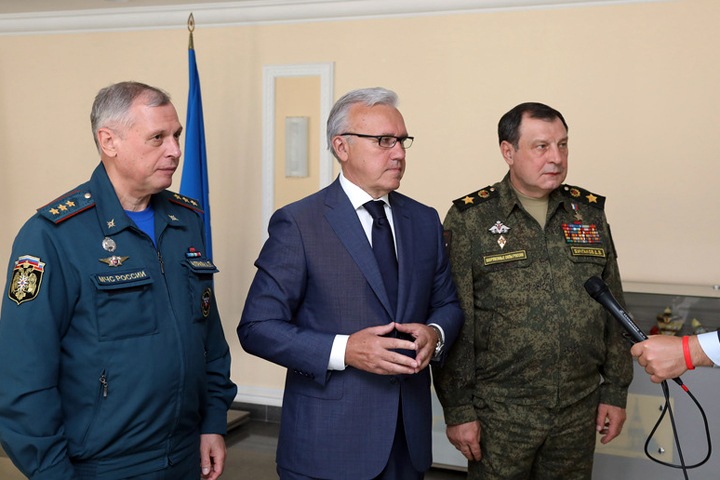 Полиция предложила красноярскому губернатору попросить дополнительную охрану у Путина