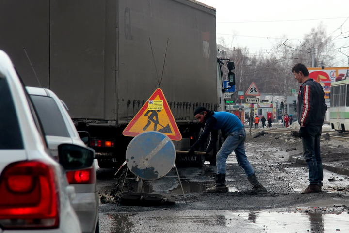 Дорожный фонд Новосибирской области вырос на акцизах Дорожный фонд Новосибирской области вырос на акцизах