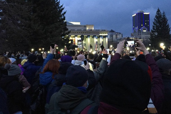 Новосибирская полиция решила составить списки «активных» участников митинга в поддержку Навального уже после акции Новосибирская полиция решила составить списки «активных» участников митинга в поддержку Навального уже после акции