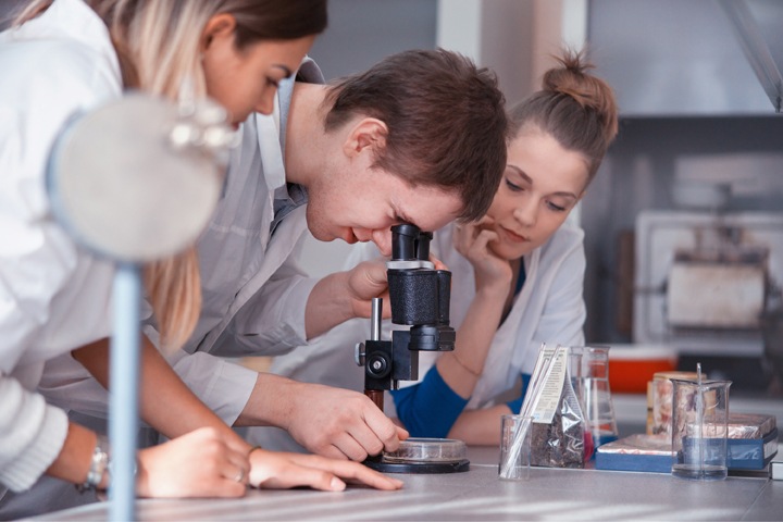 СибУПК признан самым востребованным вузом финансово-экономического и юридического направлений в Сибири СибУПК признан самым востребованным вузом финансово-экономического и юридического направлений в Сибири