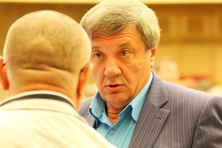 Новосибирские депутаты решили оставить ПЛП без бюджетного финансирования Новосибирские депутаты решили оставить ПЛП без бюджетного финансирования