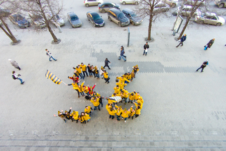 «Билайн» открыл продажи смартфона Samsung Galaxy S6 праздниками в сибирских офисах