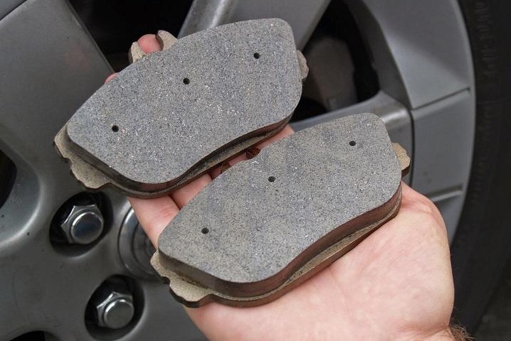 Выбор тормозных колодок для автомобиля