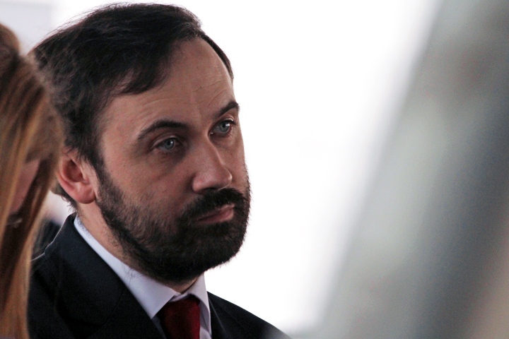 Комитет по регламенту Госдумы попросил лишить Пономарёва неприкосновенности