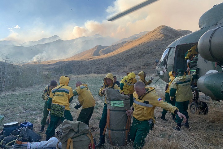 Заповедник «Убсунурская котловина» загорелся в Туве