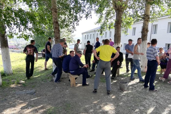 Забайкальские шахтеры продолжат забастовку Забайкальские шахтеры продолжат забастовку