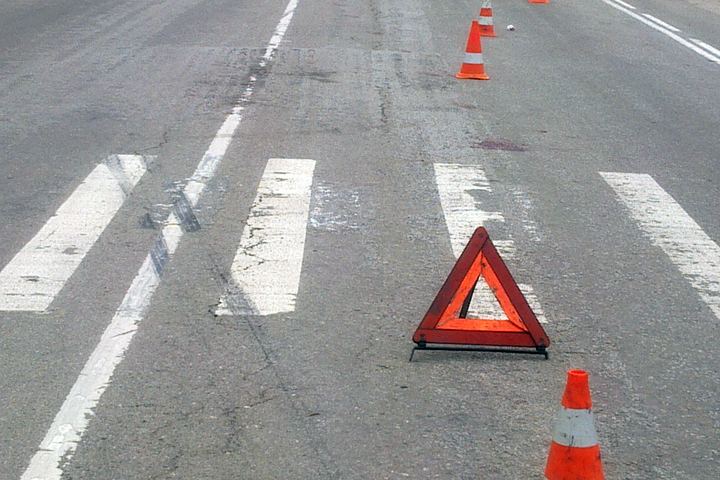 80-летний водитель сбил мать с близнецами на переходе в Иркутской области 80-летний водитель сбил мать с близнецами на переходе в Иркутской области