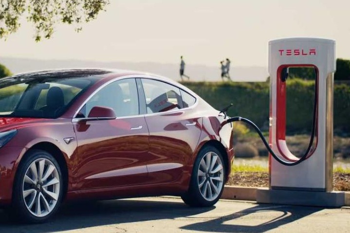 Особенности электромобилей Тесла Особенности электромобилей Тесла