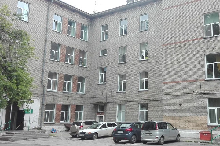 Часть сотрудников закрывшегося в Новосибирске роддома не смогли найти работу