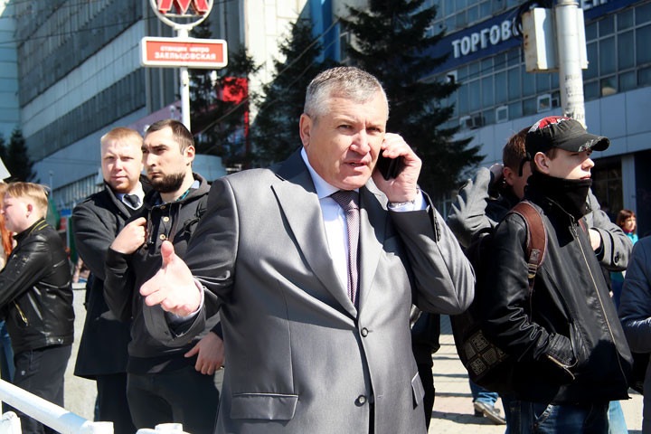 Главный по митингам ушел из новосибирской мэрии