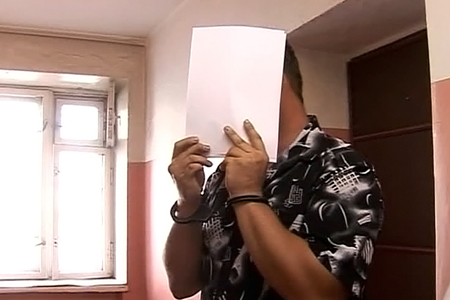 Полиция выплатила 500 тыс. рублей мужчине, который помог задержать иркутского педофила Полиция выплатила 500 тыс. рублей мужчине, который помог задержать иркутского педофила